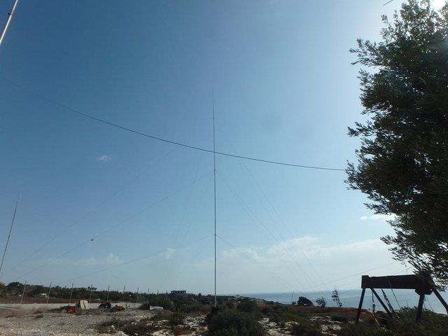 PA270811 (Copy).JPG