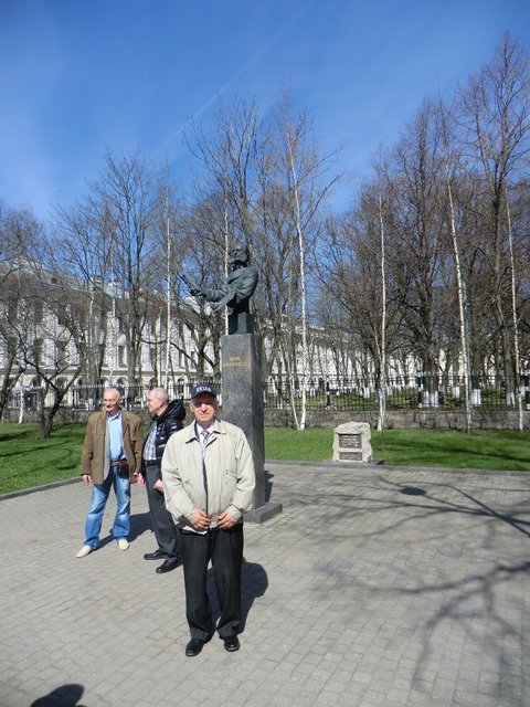 048m.JPG