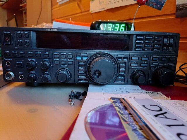 FT950.jpg