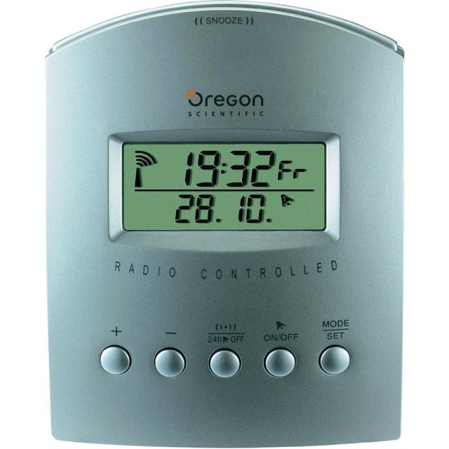 Радиоуправляемый будильник. Радиостанцией DCF77 из Майнфлингена на частоте 77.5 kHz.jpg