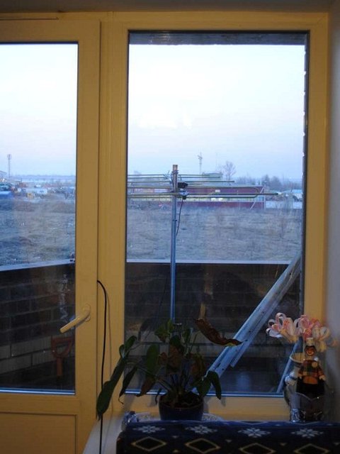 6эл на балконе.jpg