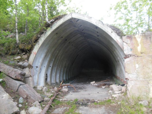 здесь были ракеты.JPG